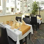Auszeit Garni Hotel 3*